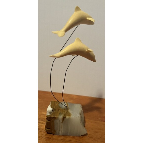 Marvin Wernick Kinetic 2 Dolphins on Wire Statue 1974 Quartz Marble Base Vintage - Picture 5 of 7